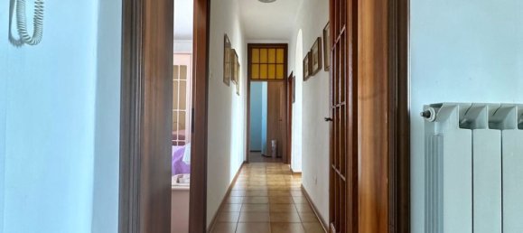 5 rooms Apartment in Venice, Italy No. 88728 14