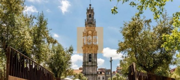 894m² Building in Porto, Portugal No. 109965 11