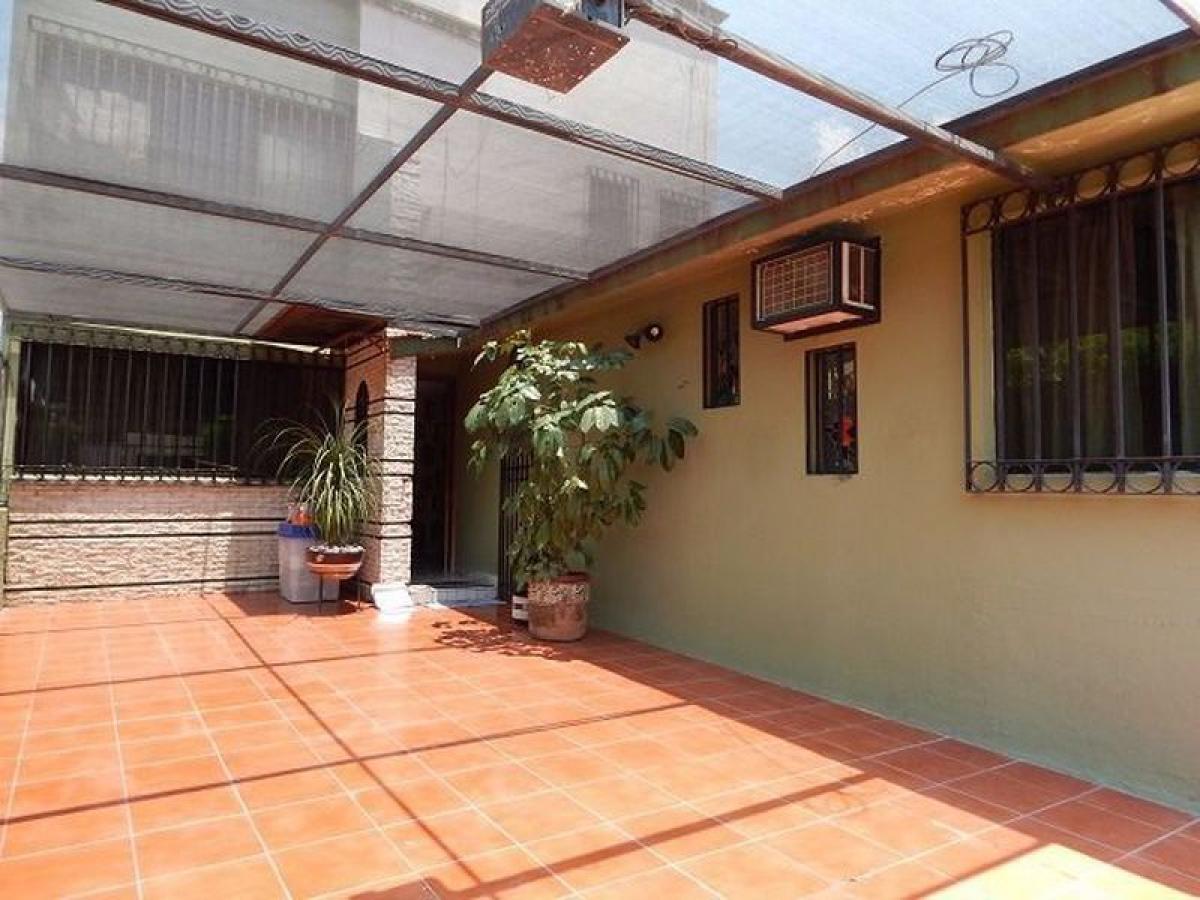 5 bedrooms House in Queretaro, Mexico No. 190145