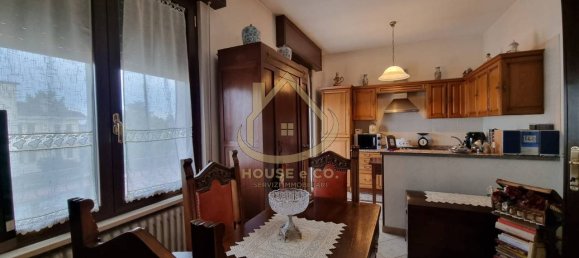 4 bedrooms Villa in Vigevano, Italy No. 148528 4