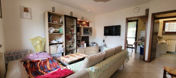 Дом с 3 комнатами в Грумелло дель Монте, Италия № 123548 8