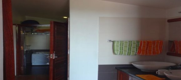 Villa de 3 dormitorios en Tay Ho, Vietnam No. 5496 6