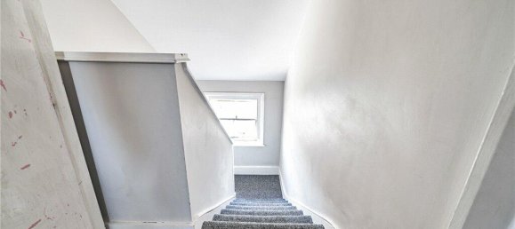 1 bedroom Apartment in London, United Kingdom No. 7734 13