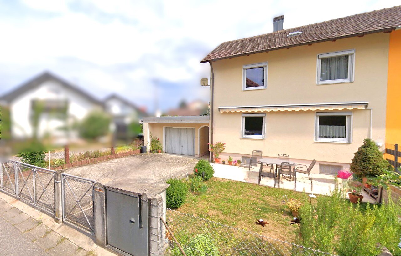 4 rooms Townhouse in Straubing, Germany No. 48844