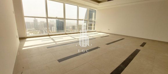 Apartamento T4 em Corniche Road, UAE N.º 25766 6