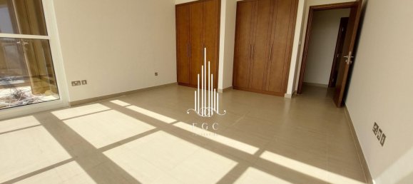 Apartamento T4 em Corniche Road, UAE N.º 25766 11