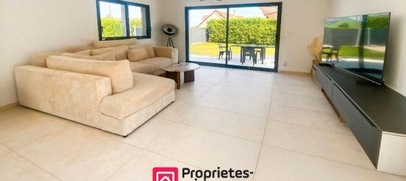 3 bedrooms House in Eure, France No. 360198 9