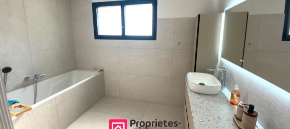 3 bedrooms House in Eure, France No. 360198 13