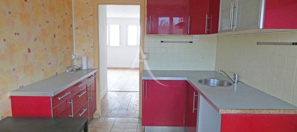 3 bedrooms Apartment in Neuilly-sur-Marne, France No. 180090 3