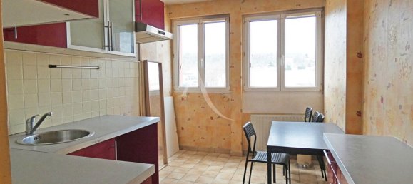 3 bedrooms Apartment in Neuilly-sur-Marne, France No. 180090 4