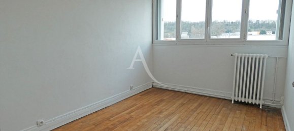 3 bedrooms Apartment in Neuilly-sur-Marne, France No. 180090 8