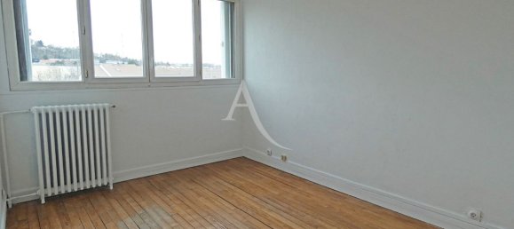 3 bedrooms Apartment in Neuilly-sur-Marne, France No. 180090 12