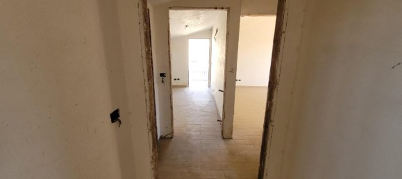 3-Zimmer Wohnung in Reggio Calabria, Italy, Nr. 105839 12