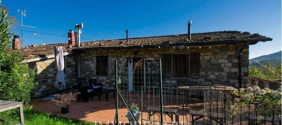 6 rooms House in Fiesole, Italy No. 38932 4