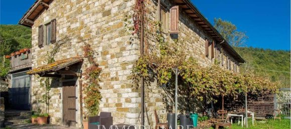 6 rooms House in Fiesole, Italy No. 38932 3