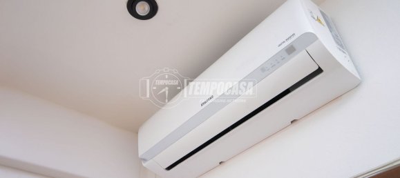 2 rooms Apartment in Bologna, Italy No. 26606 14