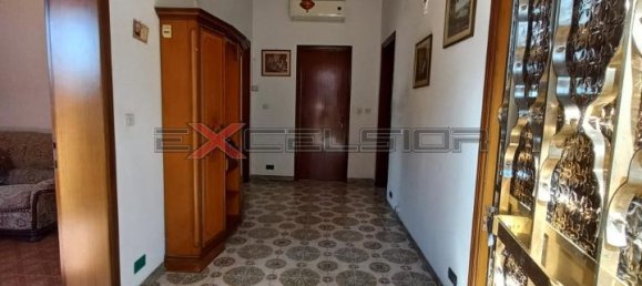 3 rooms House in Cavarzere, Italy No. 233185 2