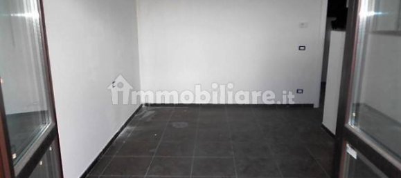 Apartamento de 2 dormitorios en Sesto San Giovanni, Italy No. 56299 11