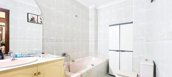 3 غرف نوم شقة في Estepona, Spain رقم 145468 24