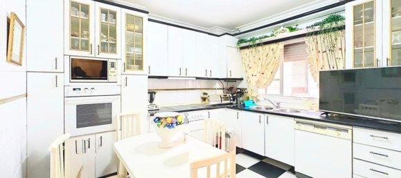 3 غرف نوم شقة في Estepona, Spain رقم 145468 12