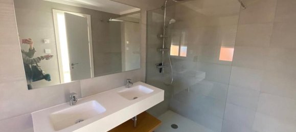 Adosado de 3 dormitorios en Málaga, Spain No. 23720 11