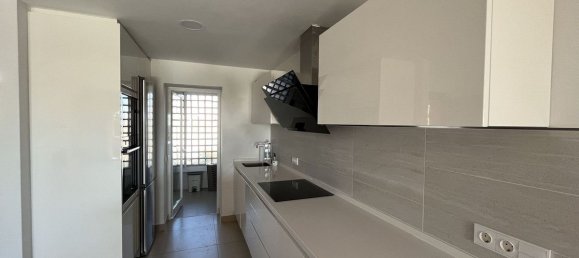 Adosado de 3 dormitorios en Málaga, Spain No. 23720 7