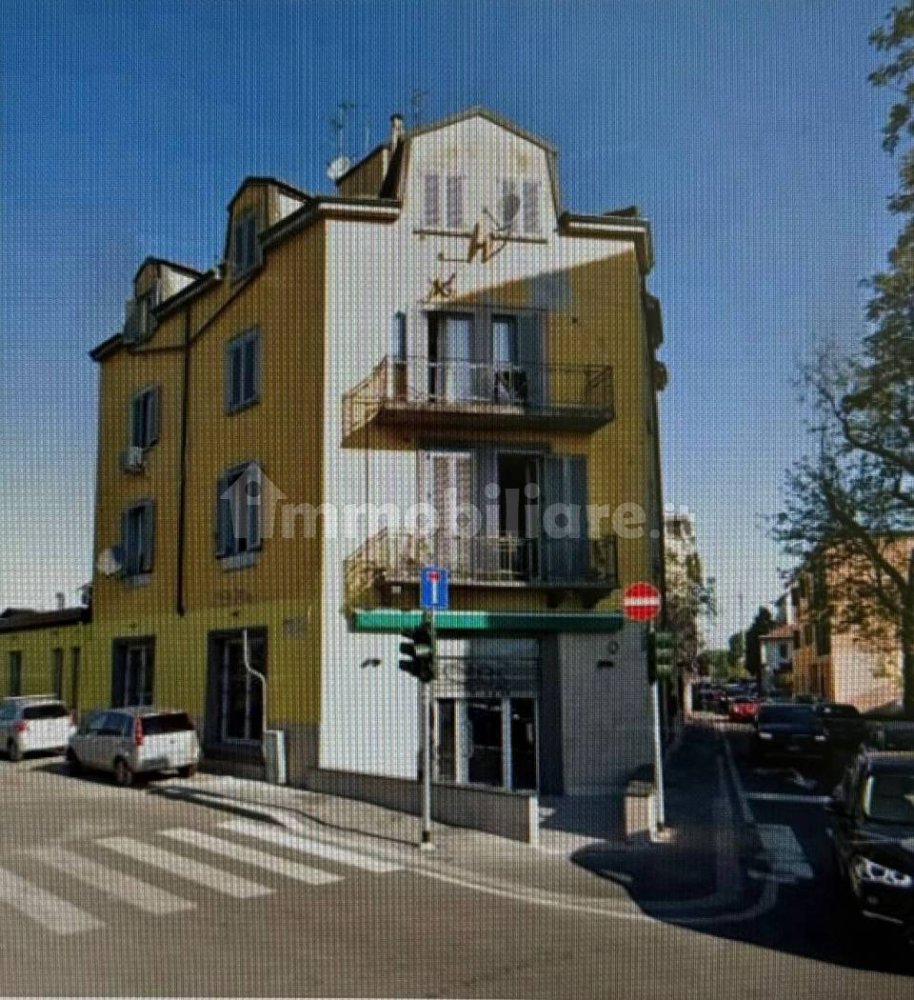2 bedrooms Apartment in Milan, Italy No. 282640