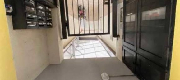 2 bedrooms Apartment in Milan, Italy No. 282640 3