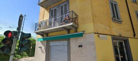 2 bedrooms Apartment in Milan, Italy No. 282640 13