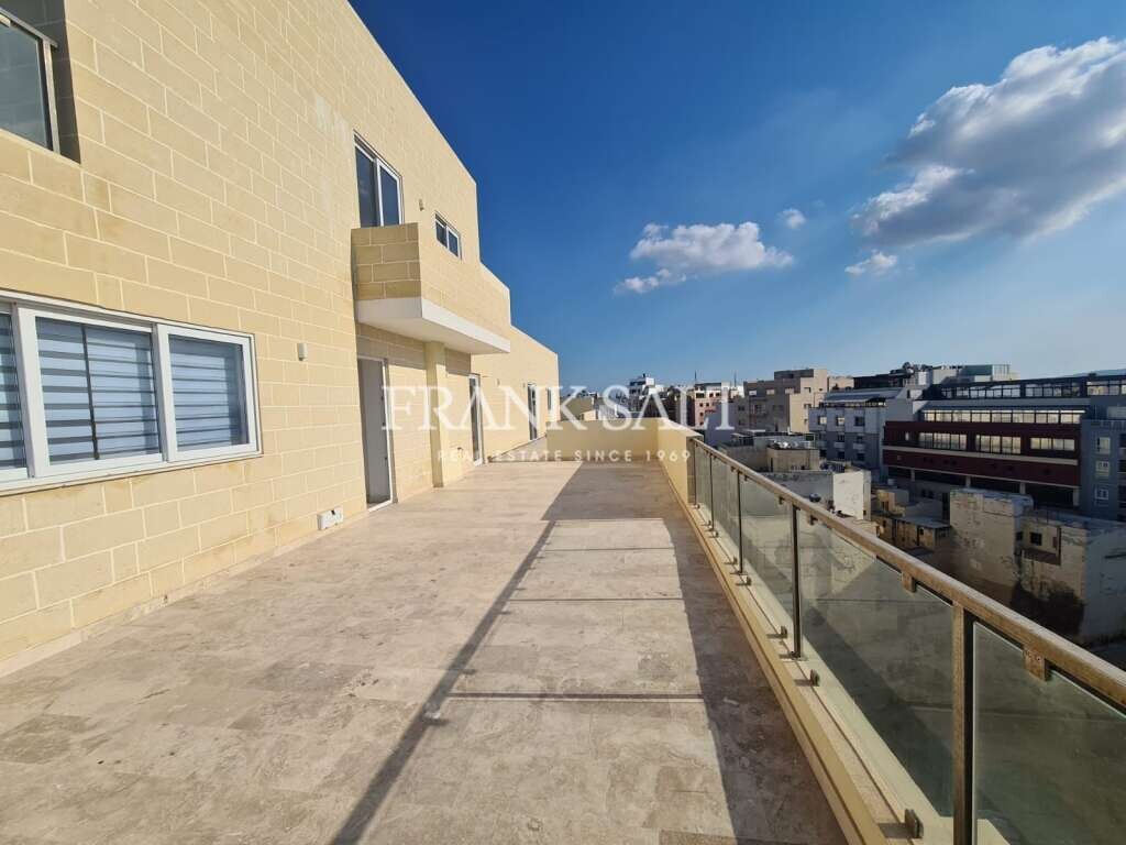 4 bedrooms Apartment in Sliema, Malta No. 4650