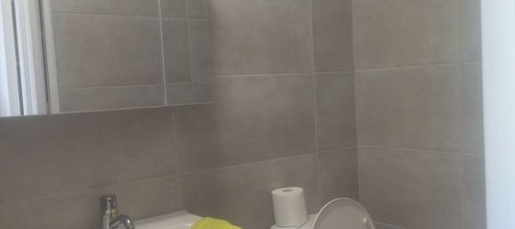 1 bedroom Apartment in Grigny, France No. 193408 7