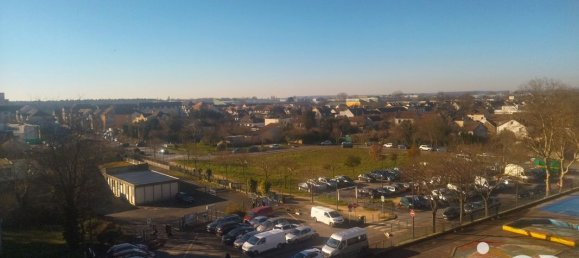 1 bedroom Apartment in Grigny, France No. 193408 6