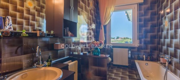 4 rooms Apartment in Coriano, Italy No. 306415 12