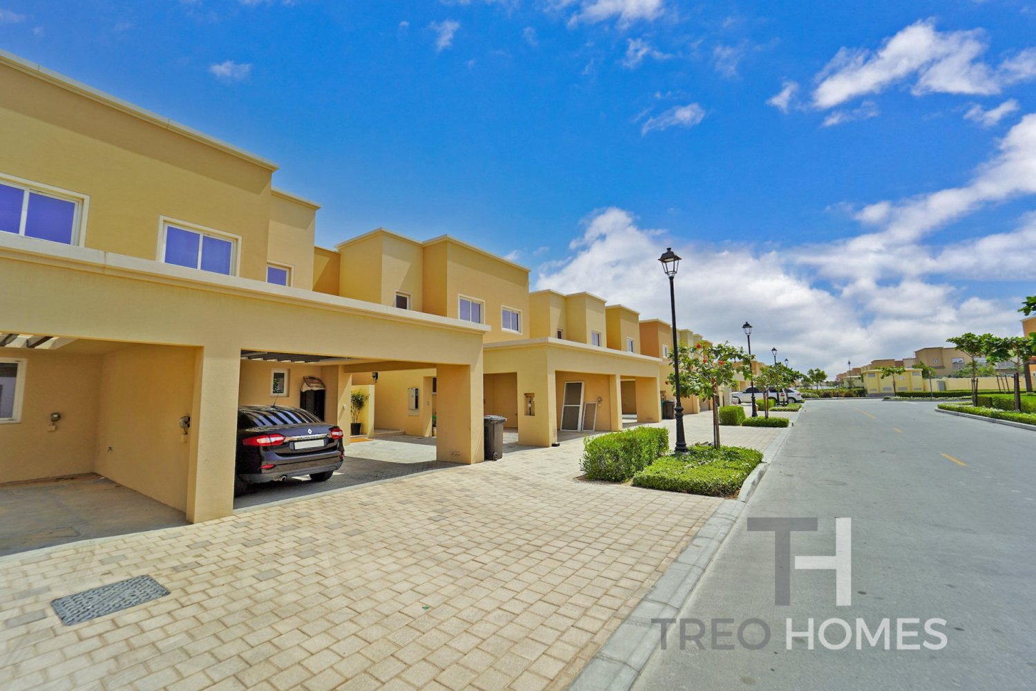 Таунхаус с 3 спальнями в Dubai Land, ОАЭ № 28621