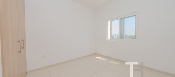 Таунхаус с 3 спальнями в Dubai Land, ОАЭ № 28621 9