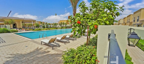 Таунхаус с 3 спальнями в Dubai Land, ОАЭ № 28621 18