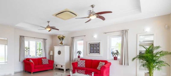 4 bedrooms Villa in Pegeia, Cyprus No. 14643 8