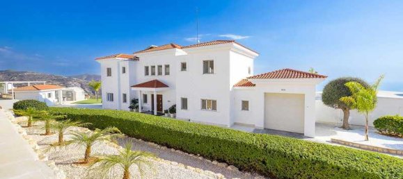 4 bedrooms Villa in Pegeia, Cyprus No. 14643 14