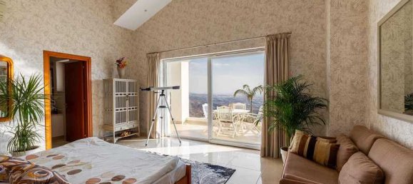 4 bedrooms Villa in Pegeia, Cyprus No. 14643 5