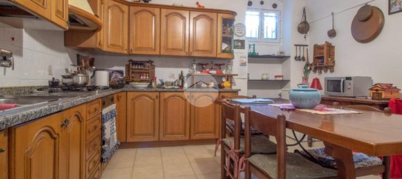 5-salle Appartement à Chiusavecchia, Italy No. 77892 5