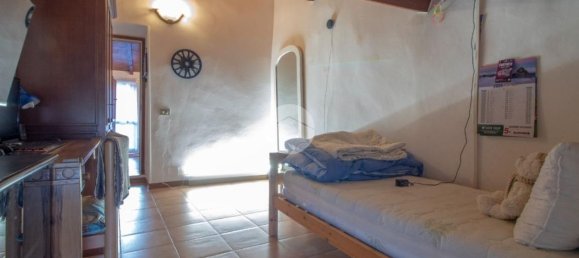 5-salle Appartement à Chiusavecchia, Italy No. 77892 14