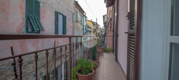 5-salle Appartement à Chiusavecchia, Italy No. 77892 9