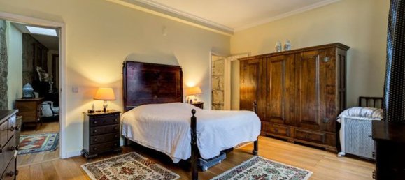 4 غرف نوم منزل في Porto, Portugal رقم 184237 32