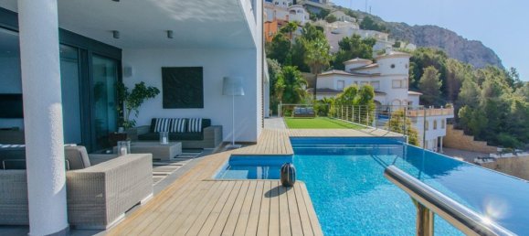 6 bedrooms Villa in Zona Altea Hills, Spain No. 4358 6