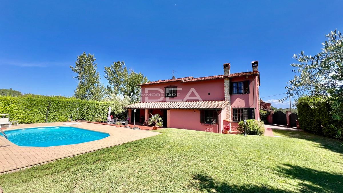 Земельный участок с 7 комнатами в Монтекарло, Италия № 17414