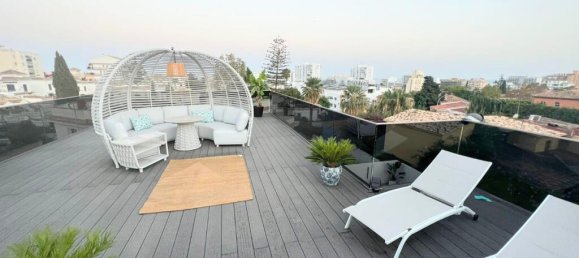 5 bedrooms Villa in Alameda, Spain No. 177907 2