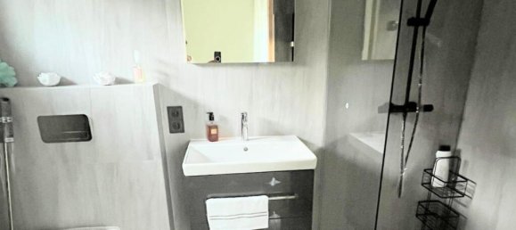 5 bedrooms Villa in Alameda, Spain No. 177907 12