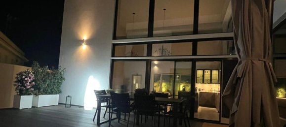 5 bedrooms Villa in Alameda, Spain No. 177907 16