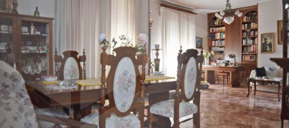 6 rooms Apartment in Arzano, Italy No. 18532 17