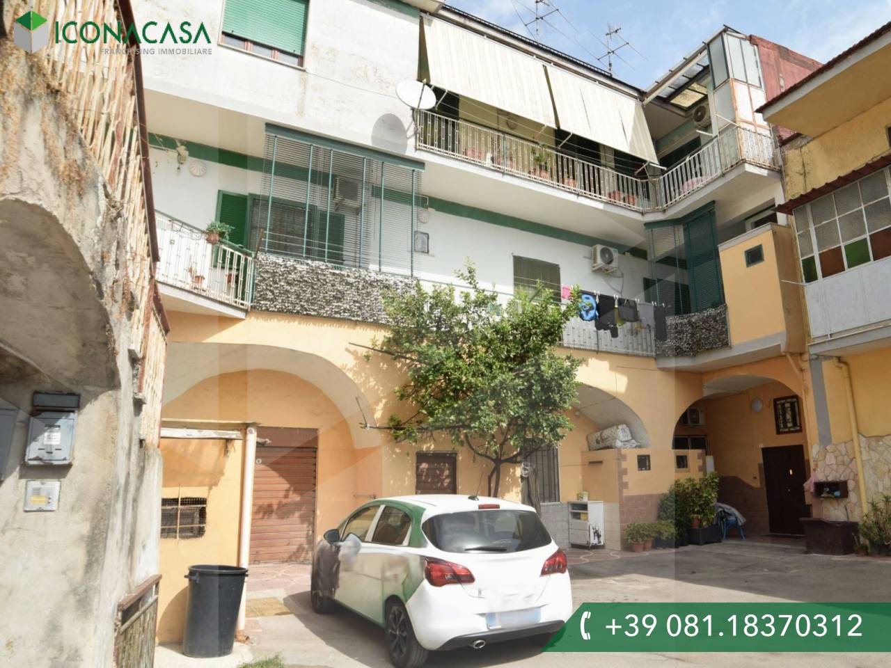 6 rooms Apartment in Arzano, Italy No. 18532